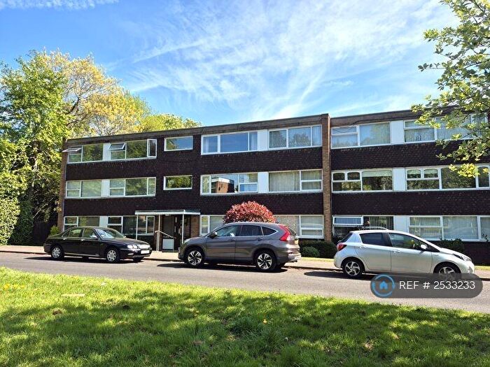2 Bedroom Flat To Rent In Lichfield Road, Sutton Coldfield, B74