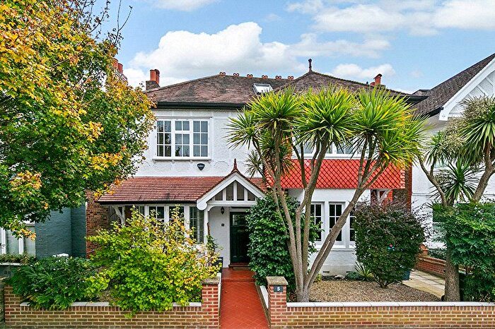 6 Bedroom Detached House For Sale In Burlington Avenue, Kew, Surrey, TW9