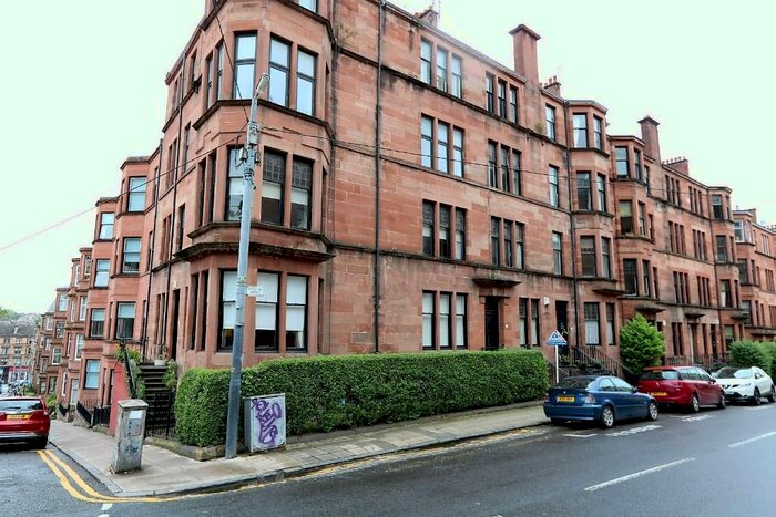 3 Bedroom Flat To Rent In Kersland Street, Glasgow, G12