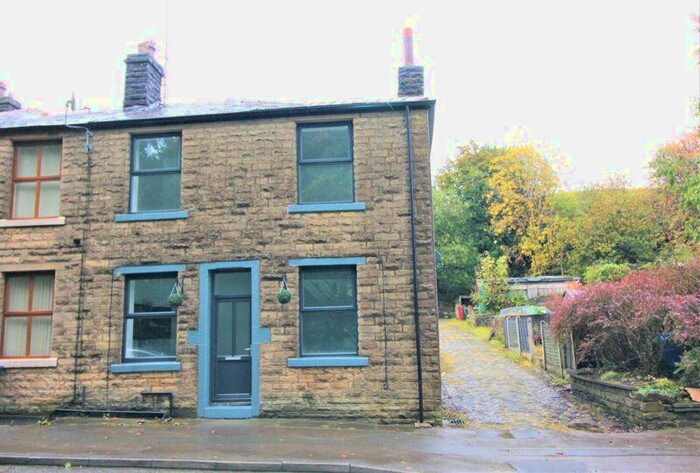2 Bedroom Terraced House To Rent In Blackburn Road, Rossendale, BB4
