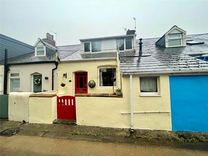 3 Bedroom Terraced House For Sale In Church Row, West Rainton, Houghton Le Spring, Durham, DH4