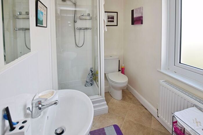 3 Bedroom Detached Bungalow For Sale In Cleve Lane, Exeter, EX4