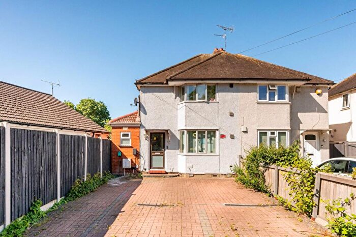 4 Bedroom Semi-Detached House For Sale In Horton Road, Datchet, Slough, SL3