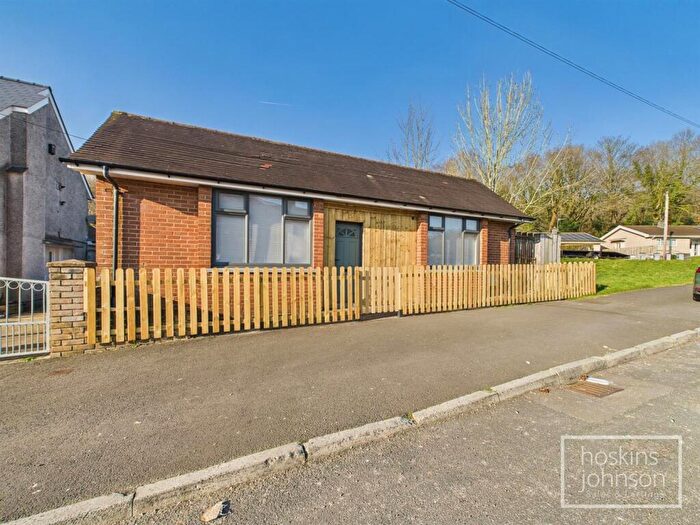 1 Bedroom Detached Bungalow To Rent In Morien Crescent, Pontypridd, CF37