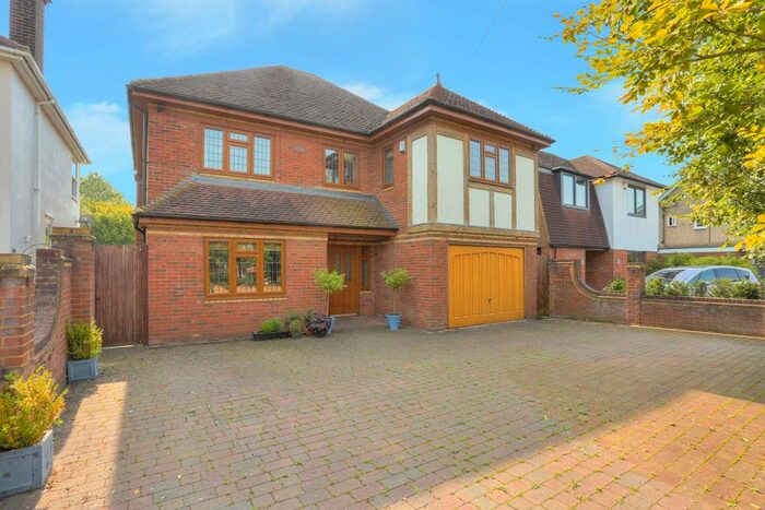 5 Bedroom Property To Rent In Sandridge Road, St.Albans AL1