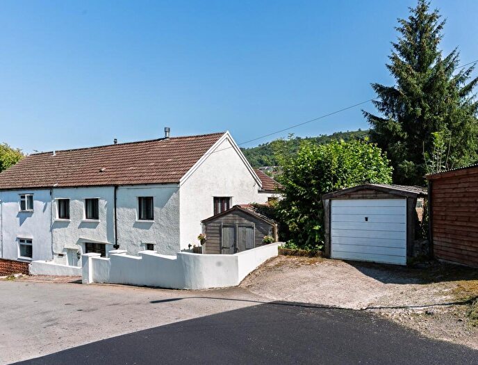 3 Bedroom Semi-Detached House For Sale In Gelliwion Road, Maesycoed, Pontypridd, CF37