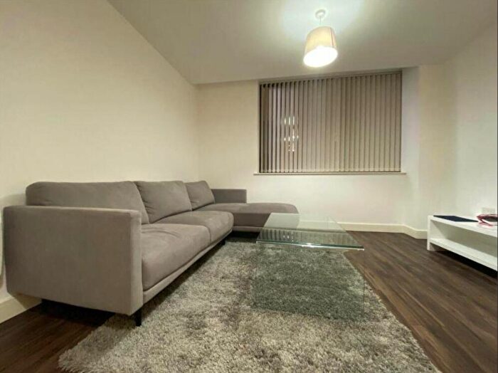 1 Bedroom Flat To Rent In Broad Street, Birmingham, West Midlands, B15