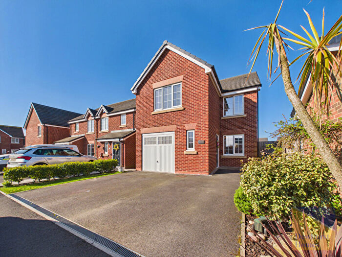 4 Bedroom Detached House For Sale In Harvester Drive, Cottam, PR4