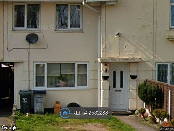 3 Bedroom Semi-Detached House To Rent In Greenwood Place, Birmingham, B44