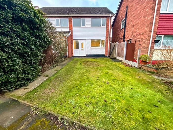 3 Bedroom Semi-Detached House To Rent In Freville Close, Tamworth, Staffordshire, B79