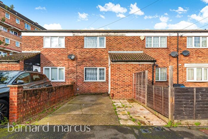 2 Bedroom Terraced House For Sale In Feltham Road, Mitcham, CR4