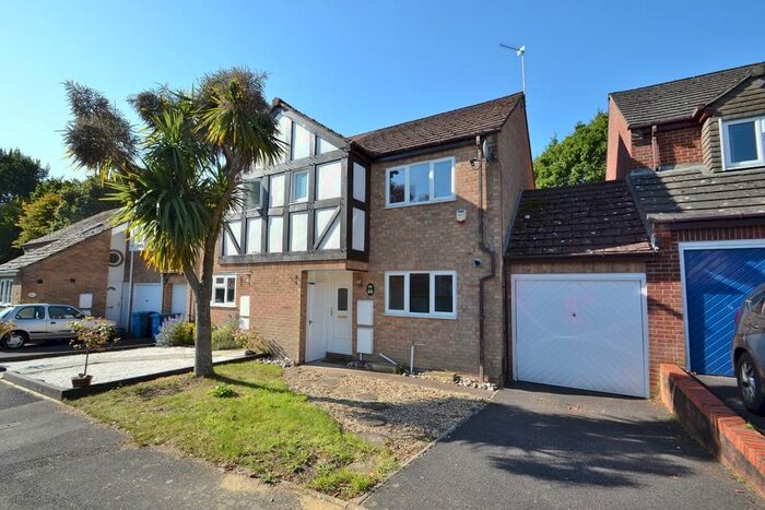 3 Bedroom Semi-Detached House To Rent In Creekmoor, BH17