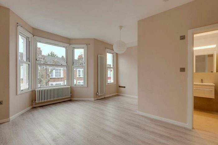 2 Bedroom Apartment To Rent In Roundwood Road, Willesden, NW10
