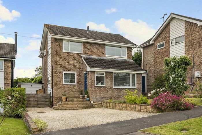 4 Bedroom Detached House For Sale In Matford Hill, Chippenham, SN15