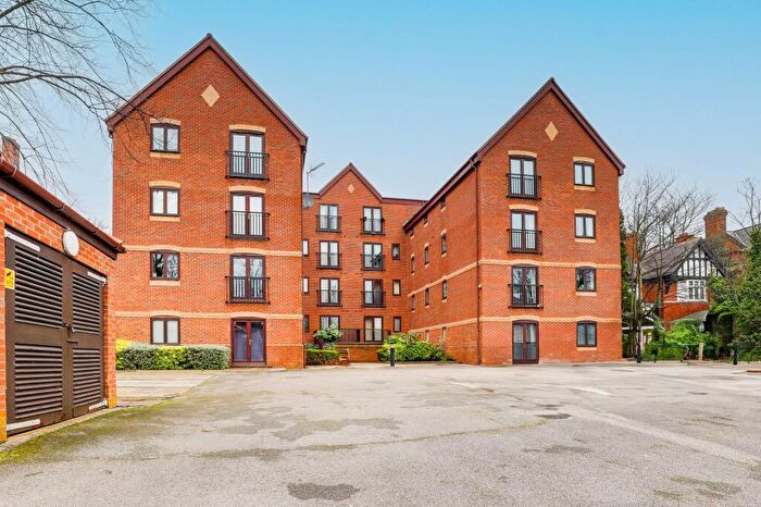 2 Bedroom Flat For Sale In Vivian Avenue, Vivian Court Vivian Avenue, NG5