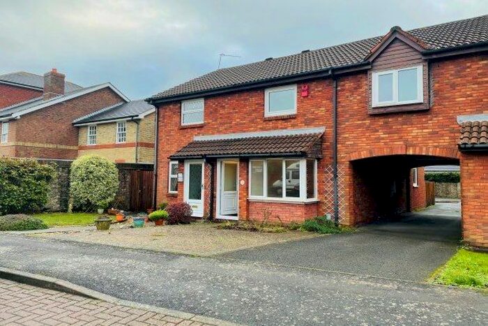 3 Bedroom Property To Rent In Lidiard Gardens, Southsea, PO4