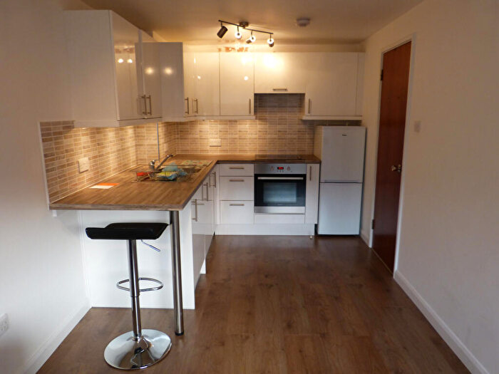 1 Bedroom Flat To Rent In London, NW11