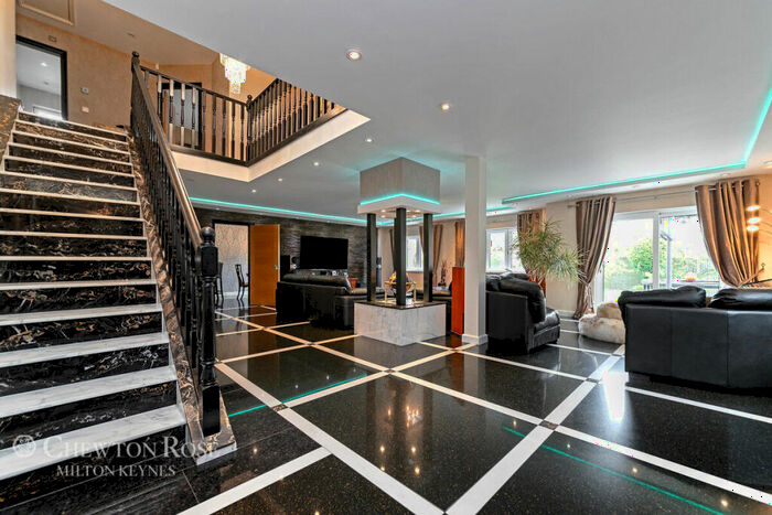 5 Bedroom Detached House For Sale In Chase Avenue, Walton Park, MK7