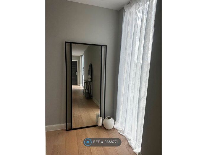 1 Bedroom Flat To Rent In Keswick Road, London, SW15