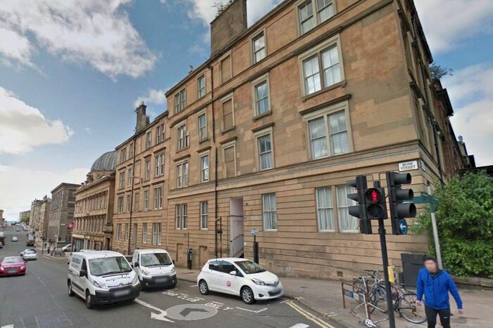 2 Bedroom Flat To Rent In Rose Street, Glasgow, G3