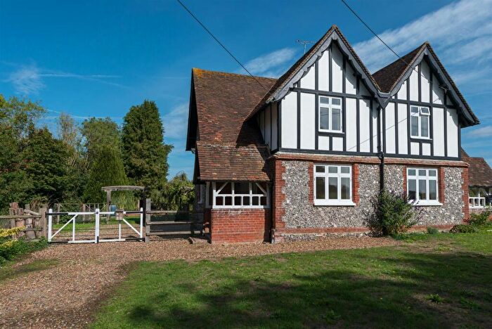 2 Bedroom Semi Detached House To Rent In Wilgate Green, Throwley, Faversham, ME13