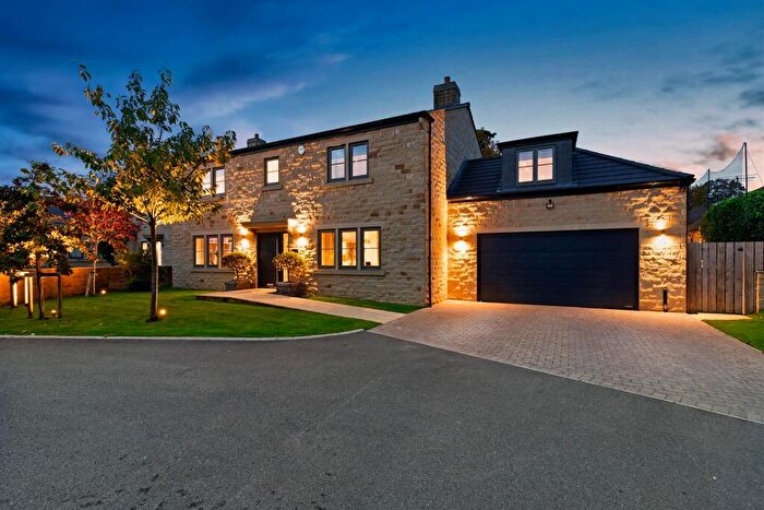 5 Bedroom Detached House For Sale In The Moorlands, Menston, LS29