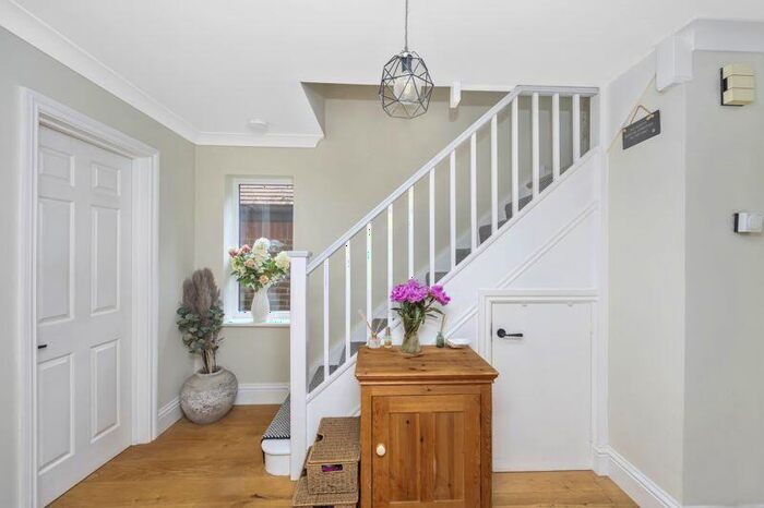 2 Bedroom Terraced House For Sale In East Horsley, KT24