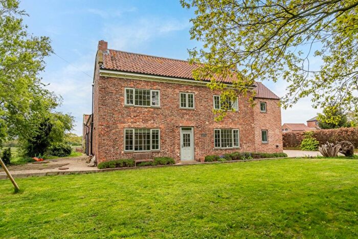 5 Bedroom Detached House For Sale In Laytham, York, YO42