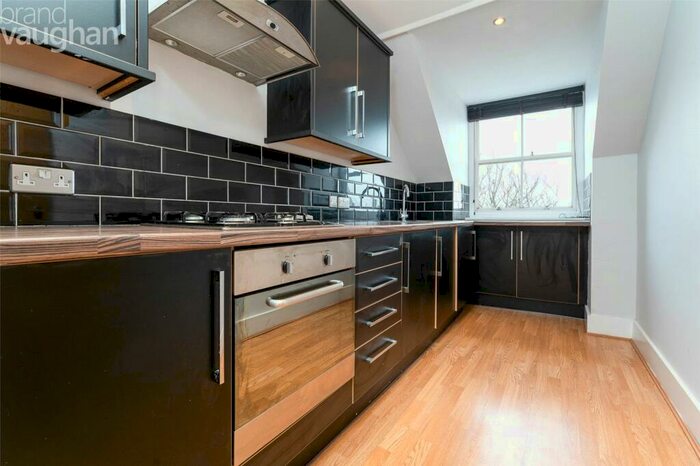 Flat To Rent In Church Road, Hove, BN3