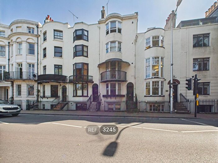 1 Bedroom Flat To Rent In Grand Parade, Brighton, BN2