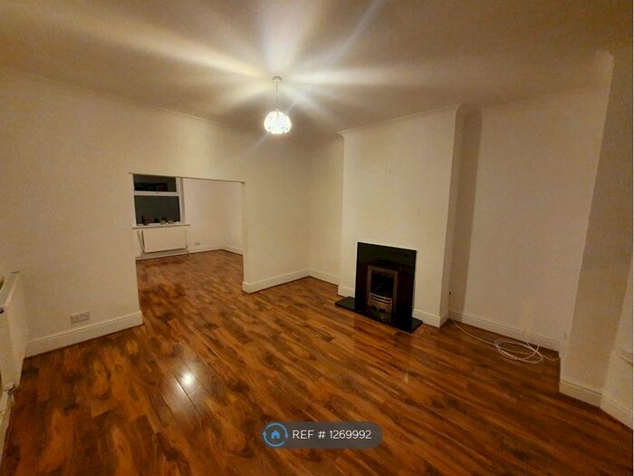 3 Bedroom Terraced House To Rent In Fountain Street, Birkenhead CH42