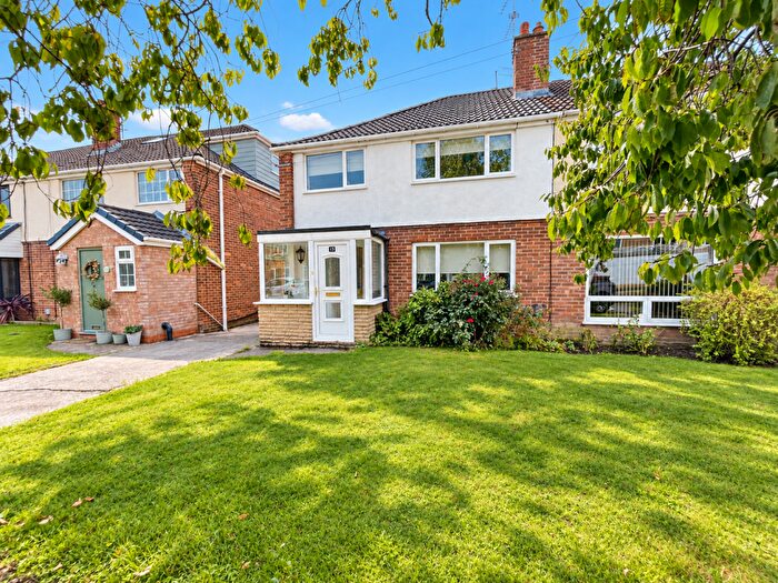 3 Bedroom Semi Detached House For Sale In Moorway, Poulton-Le-Fylde, FY6