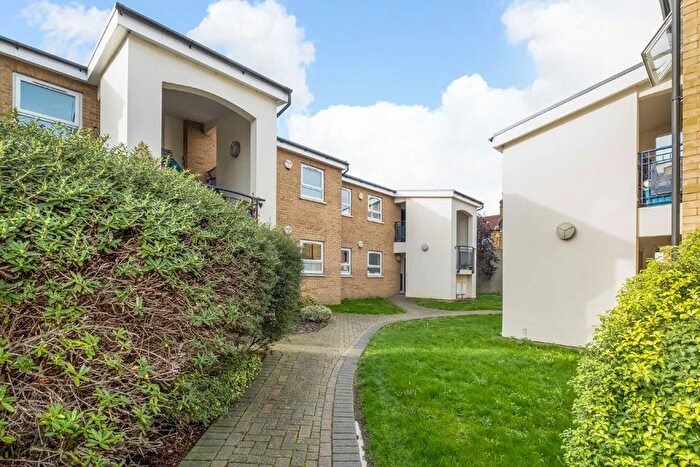 2 Bedroom Flat To Rent In Silkin Mews, Peckham, SE15