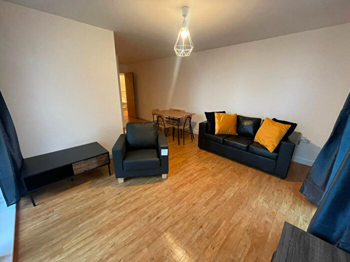 2 Bedroom Apartment To Rent In Bury Street, Salford, M3