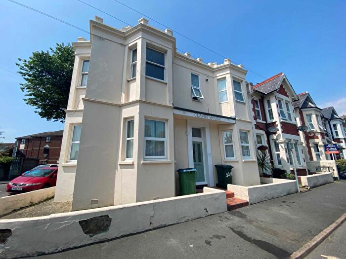 2 Bedroom Flat To Rent In Glamis Street, Bognor Regis, PO21