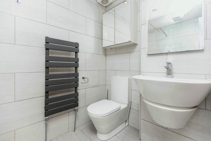 4 Bedroom Detached House For Sale In Tabard Road, Eggborough, Goole, DN14