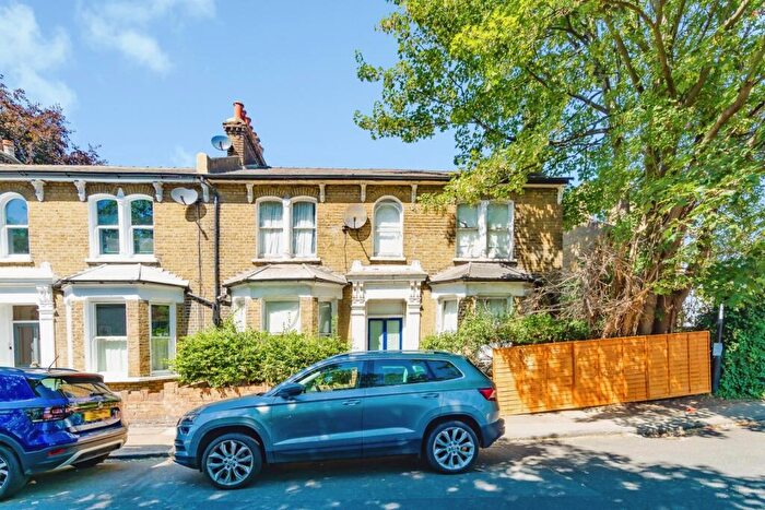 4 Bedroom End Of Terrace House For Sale In Upper Brockley Road, London, SE4