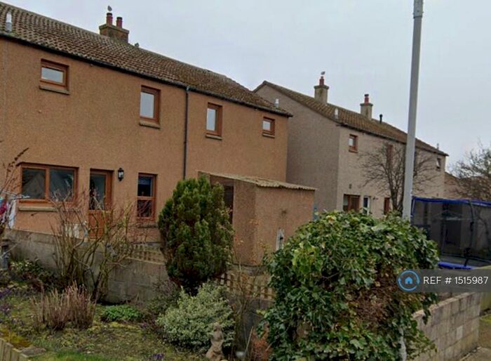 2 Bedroom Terraced House To Rent In Hillview Place, Lossiemouth, IV31