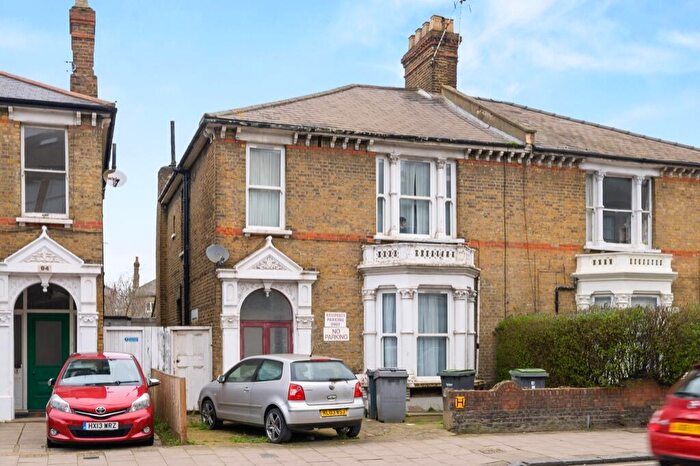 4 Bedroom Semi Detached House For Sale In Turnpike Lane, London, N8