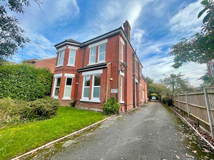 1 Bedroom Flat To Rent In Fenn Court, Cobbett Road, SO18
