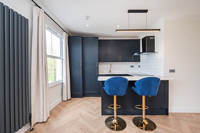 1 Bedroom Flat For Sale In Colverstone Crescent, Dalston, London, E8