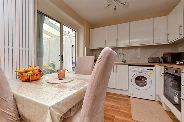 3 Bedroom Terraced House For Sale In Shrewsbury Road, Carshalton, Surrey, SM5