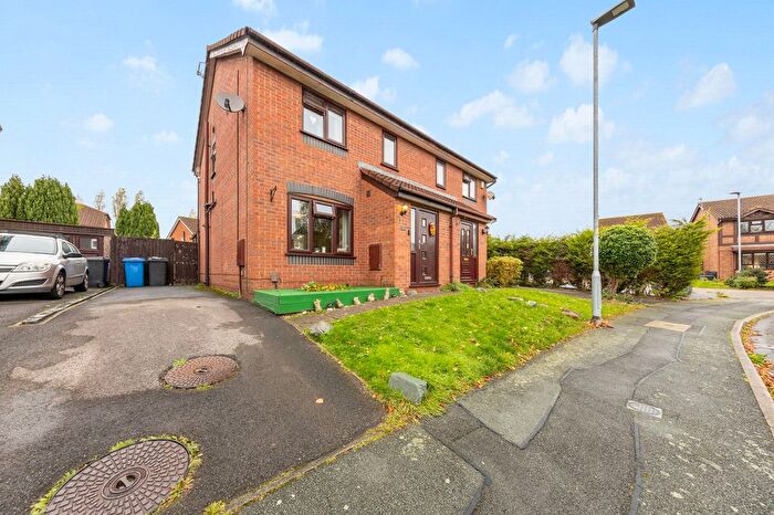 3 Bedroom Semi Detached House For Sale In Fleetwood Close, Great Sankey, WA5