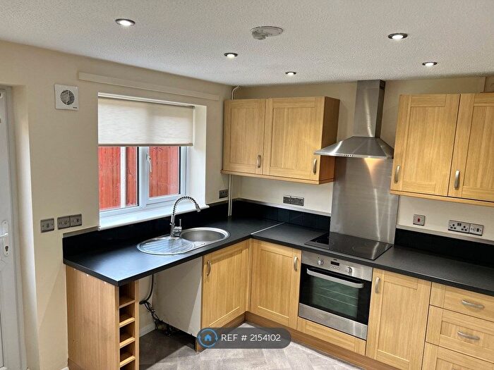 2 Bedroom Semi-Detached House To Rent In Dalesgste Close, Derby, DE23