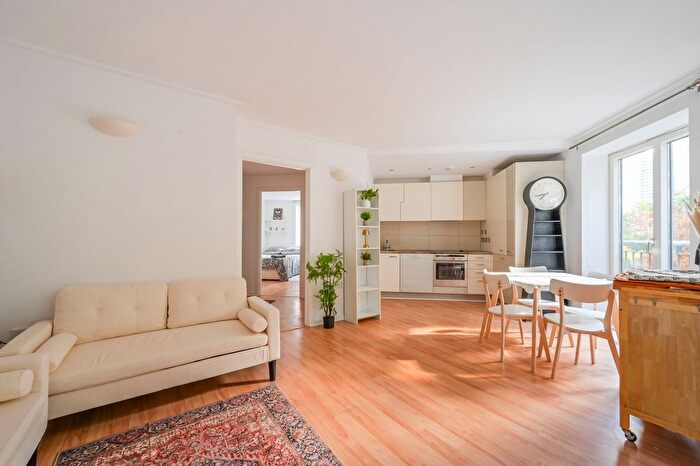 2 Bedroom Flat For Sale In Naxos Building, Docklands, London, E14