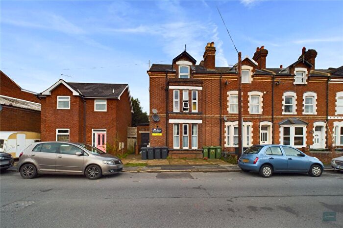 Apartment To Rent In Sydney Road, EX2