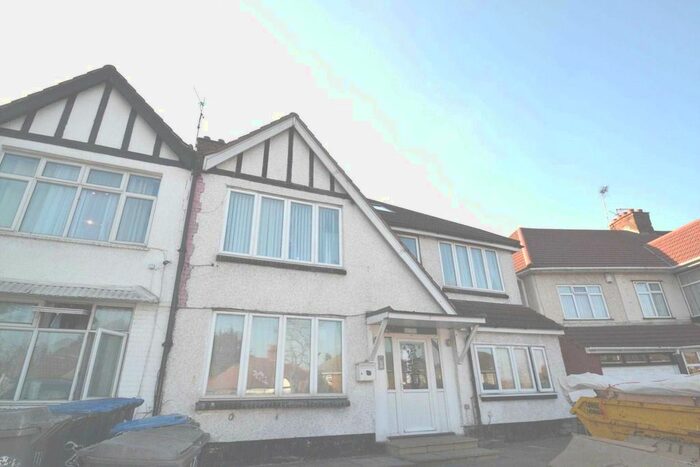 1 Bedroom Flat To Rent In Wembley Hill Road, Brent, HA9