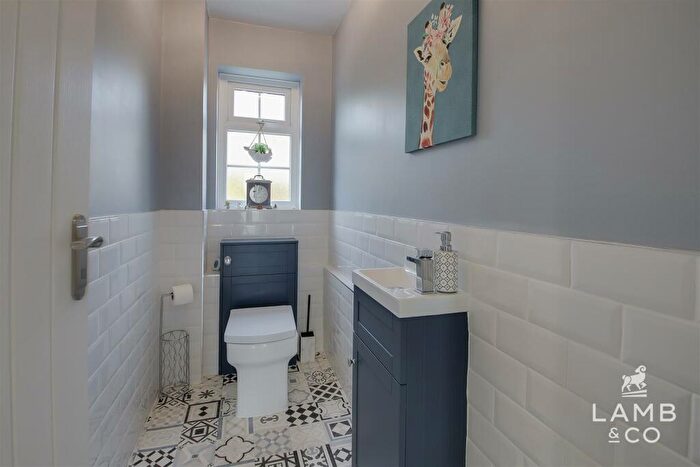 4 Bedroom Detached House For Sale In The Sparlings, Kirby-Le-Soken, Frinton-on-Sea, CO13