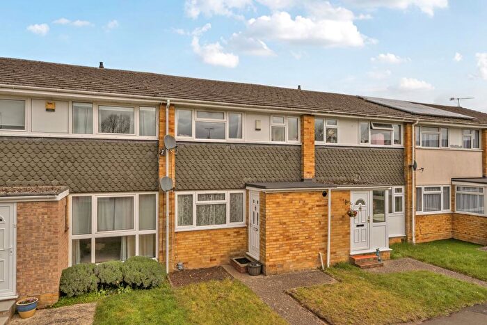 3 Bedroom Terraced House For Sale In Bromley Walk Tilehurst, Tilehurst, RG30