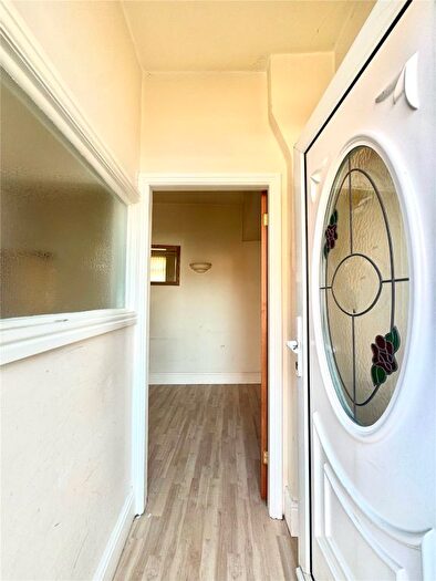 2 Bedroom Terraced House For Sale In Lightburn Street, Runcorn, Cheshire, WA7